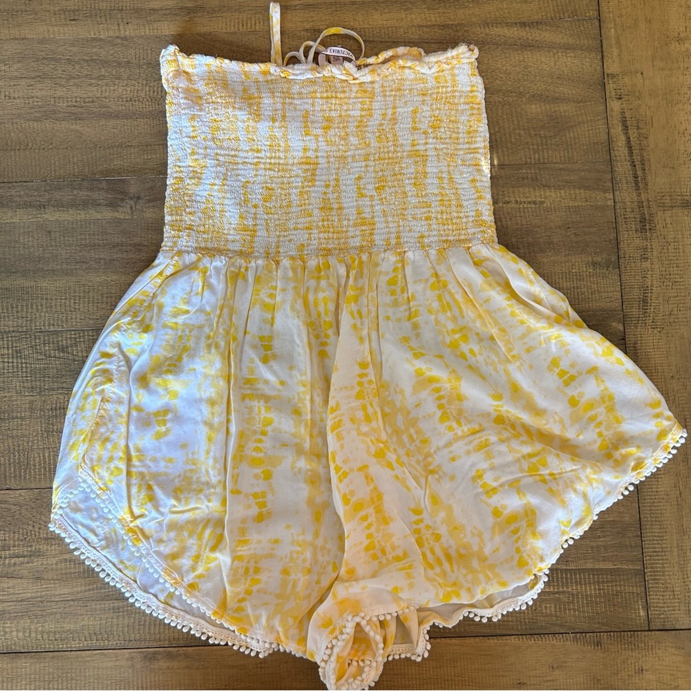 Victoria's Secret Yellow & White Strapless Romper - Picture 2 of 6